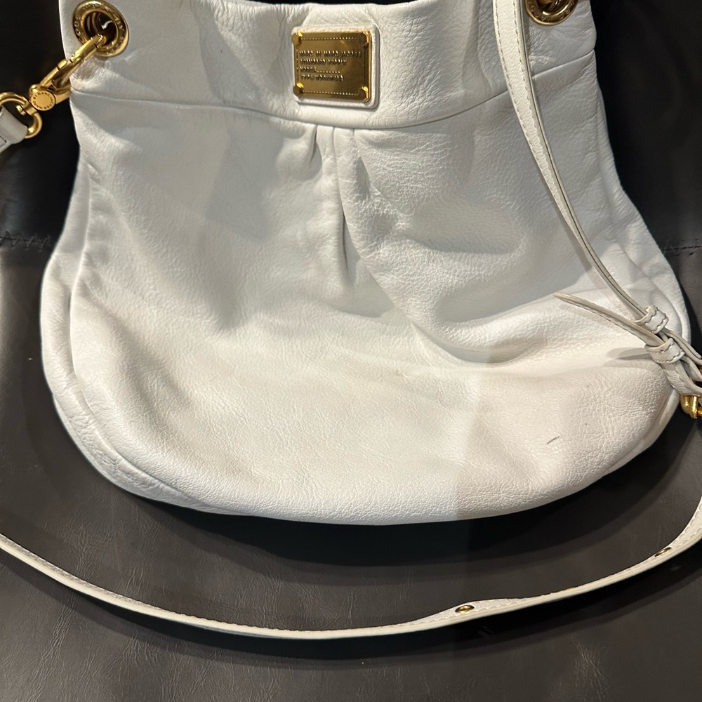 Marc by Marc Jacobs White Leather Crossbody Bag with Gold Hardware